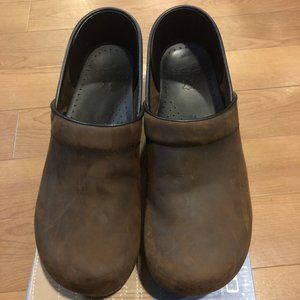 Dankso Professional Antique Brown